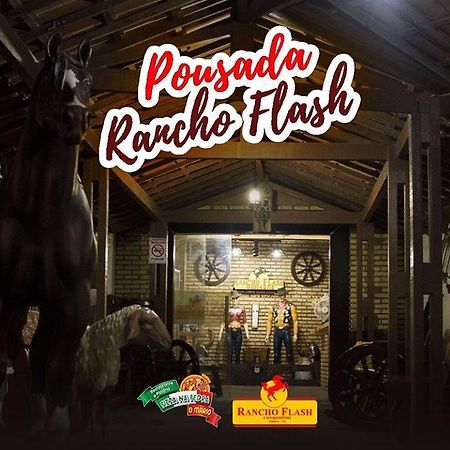 Pousada Rancho Flash Sobral Buitenkant foto